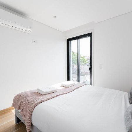 Appartamento Guestready - Poet'S Modern Retreat OOporto Esterno foto
